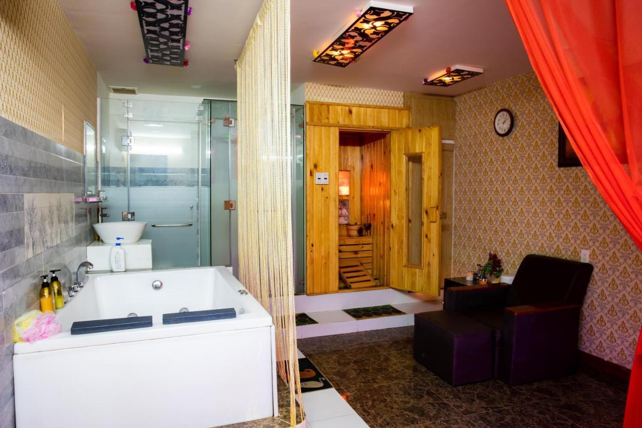 Luxury Hotel Hau Giang Хошимін Екстер'єр фото